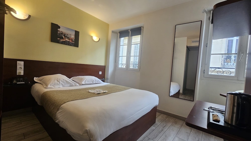 Massilia Hotel 17/50