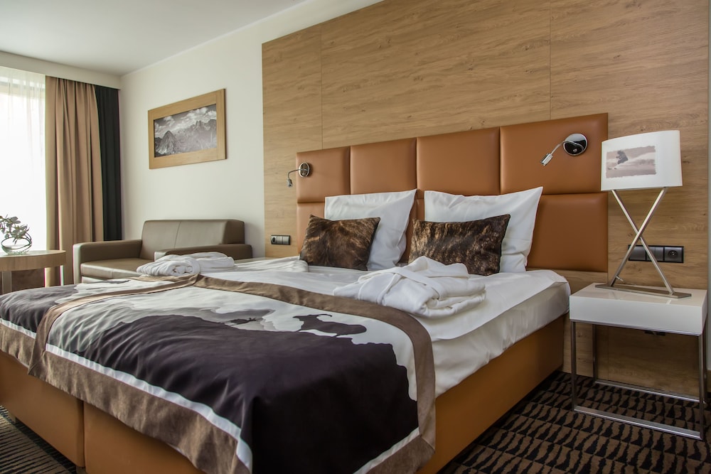 STANDARD, DOUBLE BED