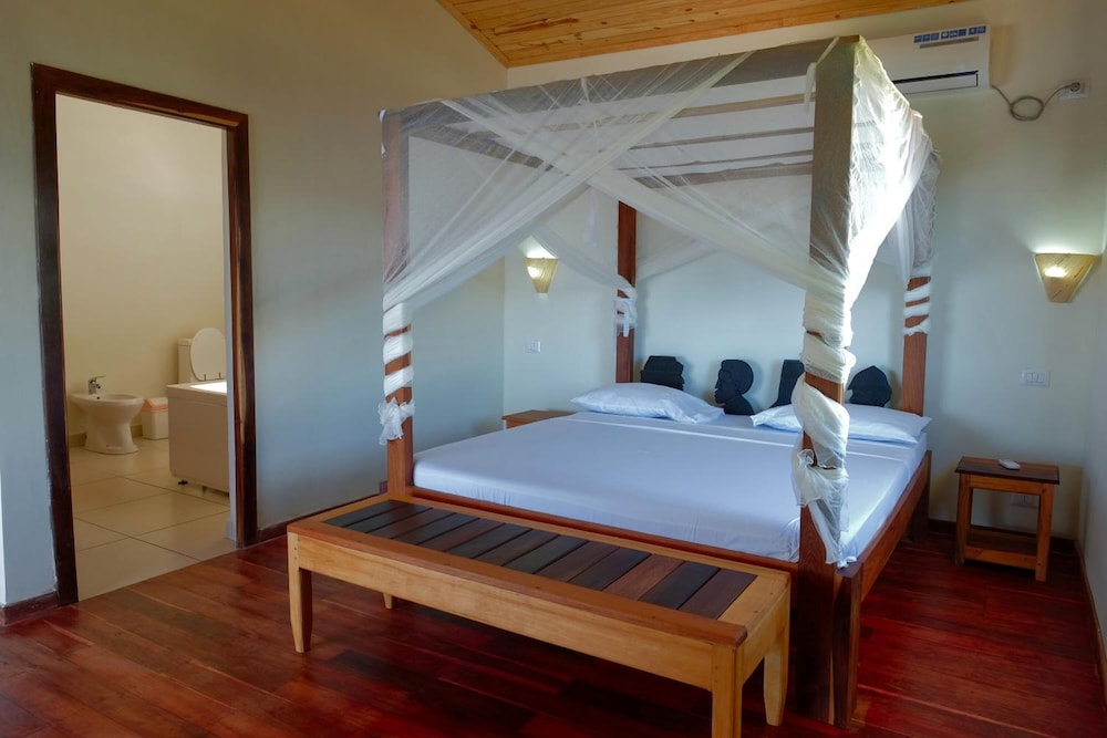 Emeraude Lodge 18/50