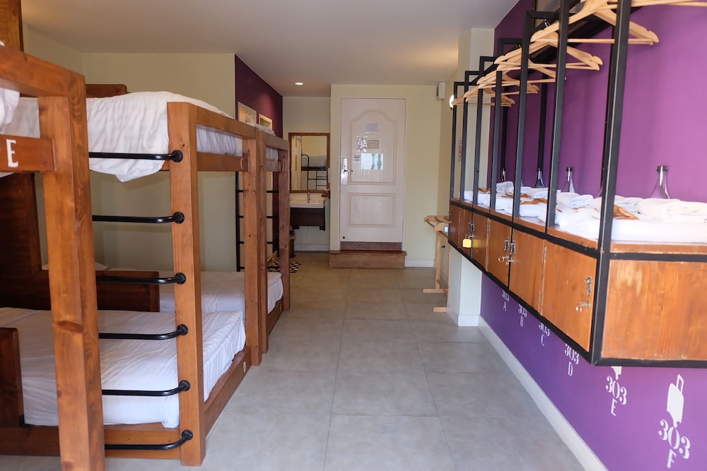 Siri Poshtel Bangkok 24/50