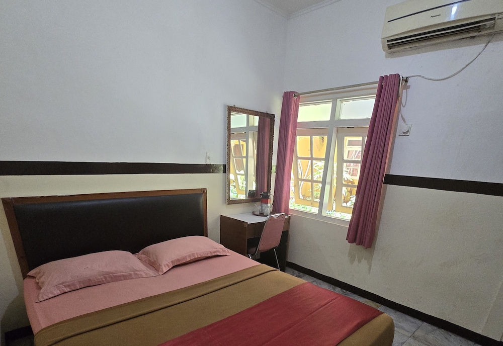 Hotel Tugu Asri 8/15