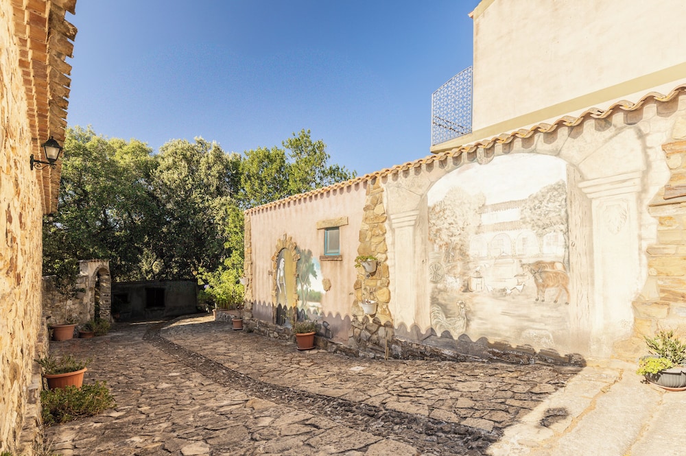 RESIDENCE FUNTANA NOA 35/50