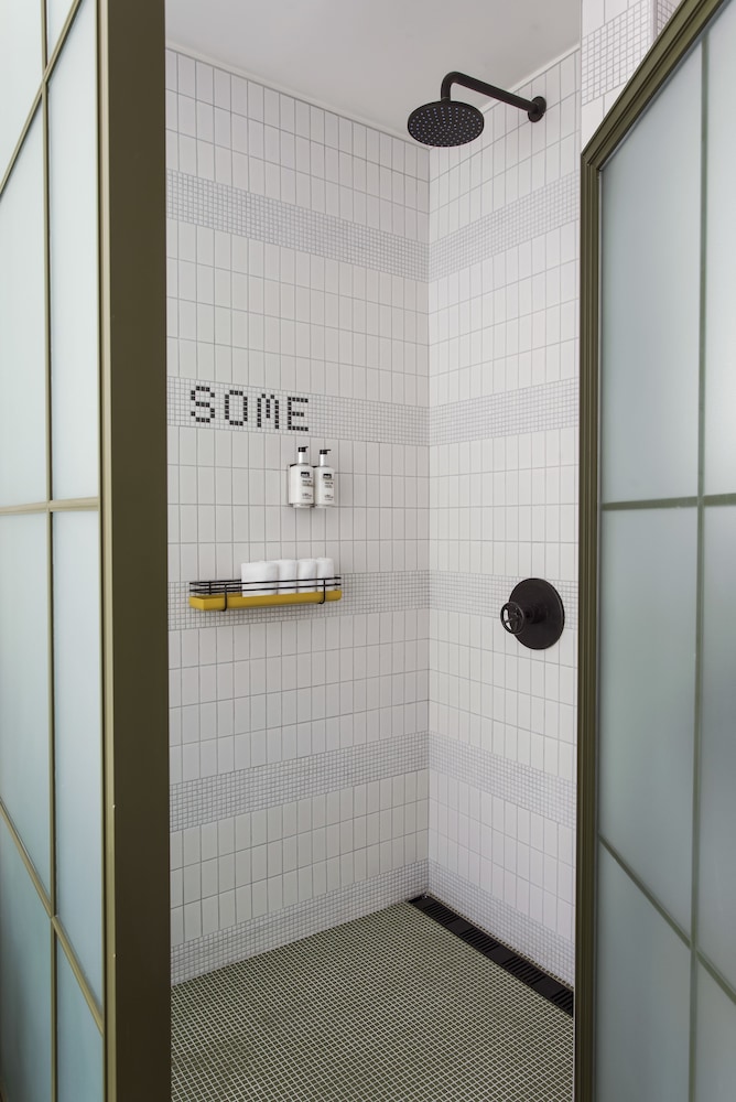 Moxy NYC Chelsea 18/56