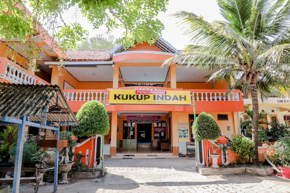 Hotel Kukup Indah by ZUZU 1/57