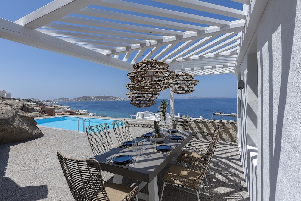Sea Line Villas Adults Only 20/27