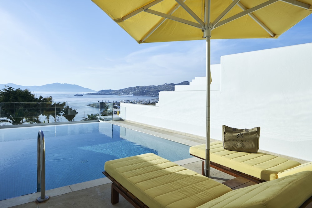 Myconian Korali Relais and Chateaux 50/78