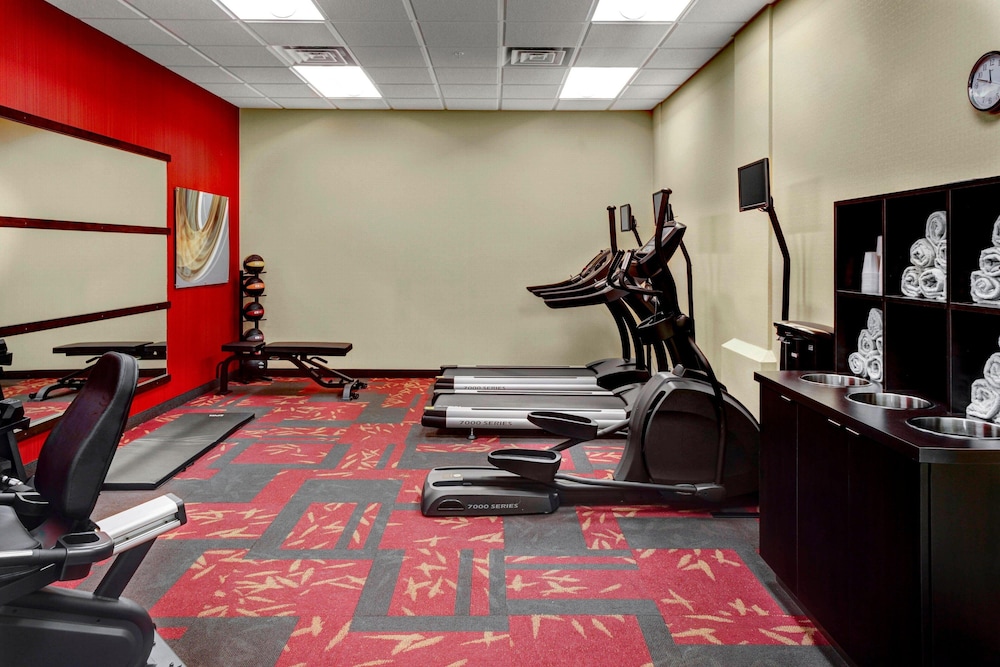Courtyard By Marriott St Cloud Le St Germain Suite Hotel 17/28