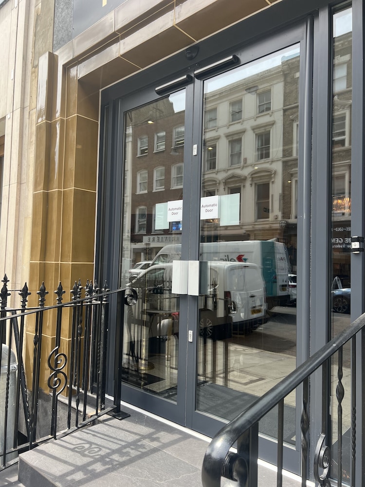 Hatton Garden Hotel 27/50