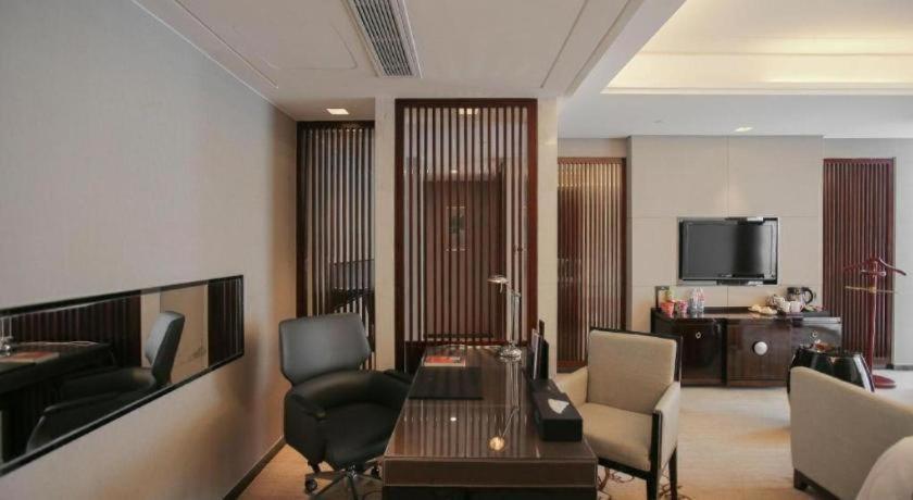 Zhong Lian (GDH) International Hotel 34/48