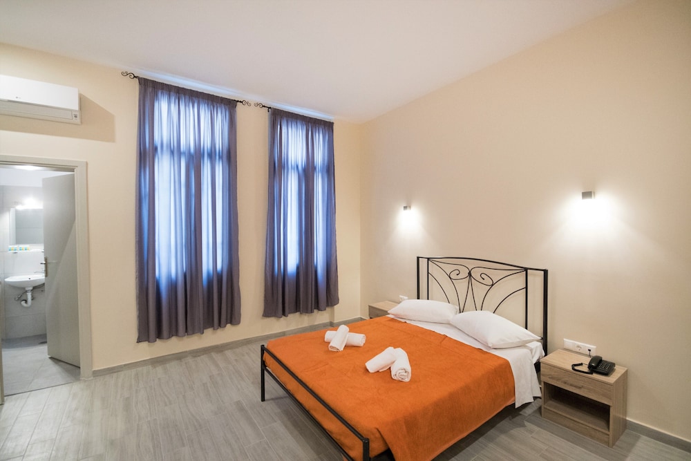 Athens Psiri Hotel 9/36