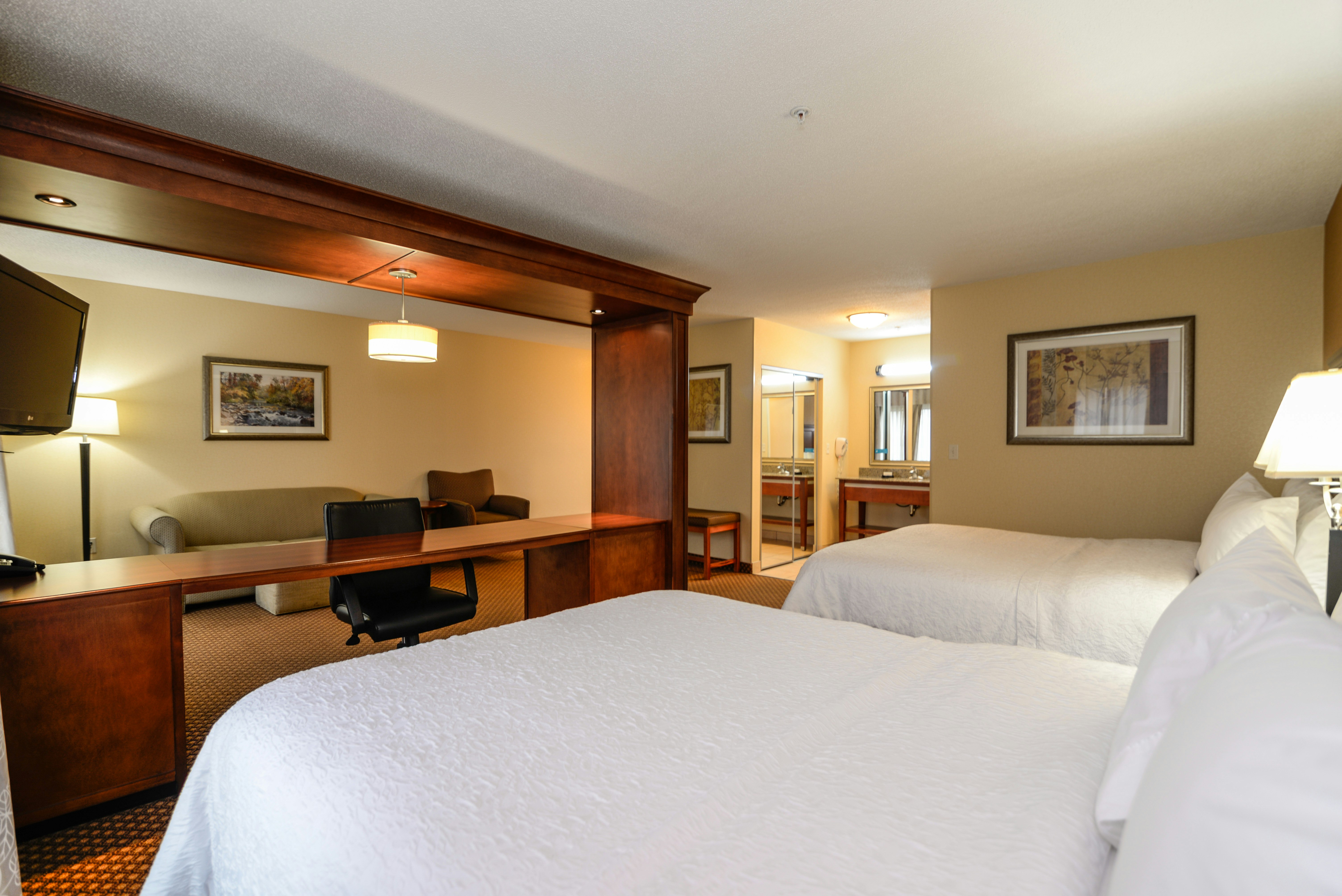 Hampton Inn And Suites Detroit/Chesterfield Township 7/24