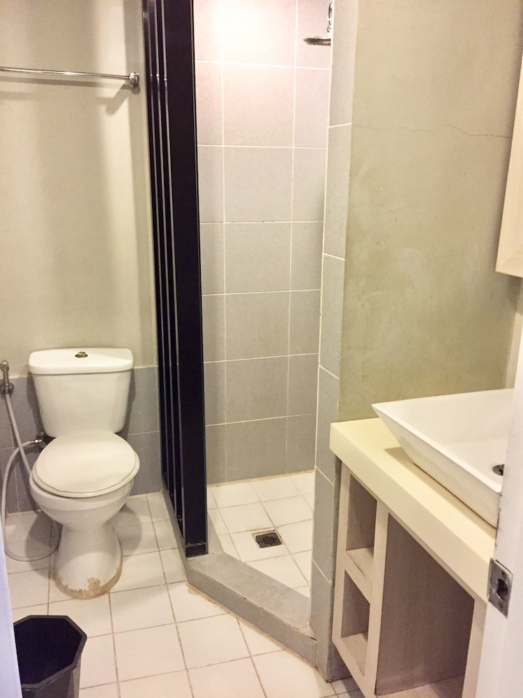 Almont City Hotel 15/49