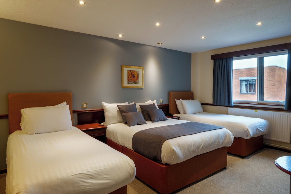 The Arden Hotel & Leisure Club 22/70