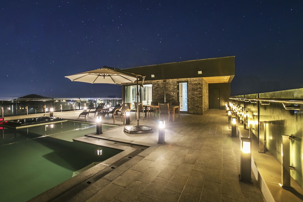 Hotel & Pool Villa Attirance 5/50