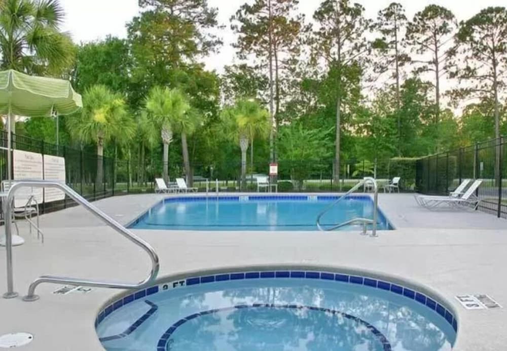 Fairfield Inn And Suites Brunswick 5/8