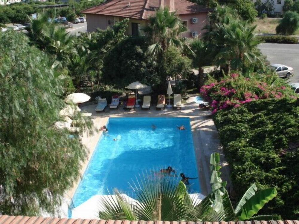 Nirvana Apart Hotel 32/41