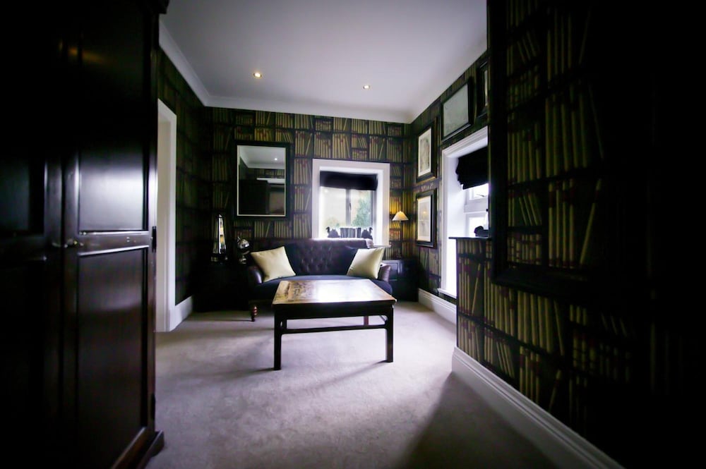 Mitton Hall 22/50