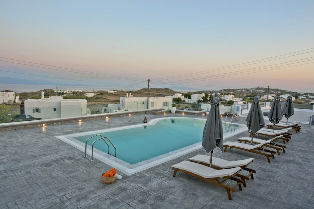 Nida Mykonos 17/20