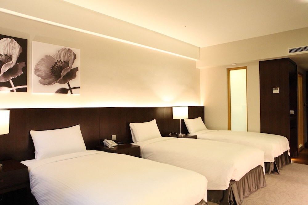 Best Hotel 15/63