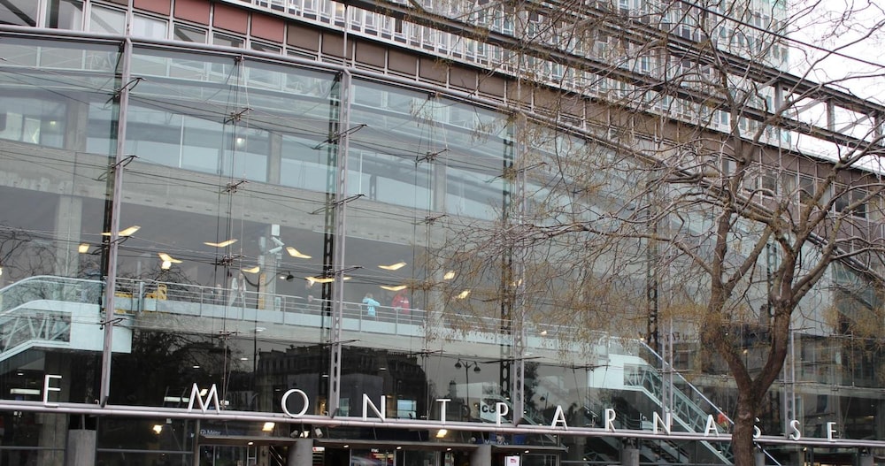 LE NOUVEL HOTEL DU THEATRE 2/48