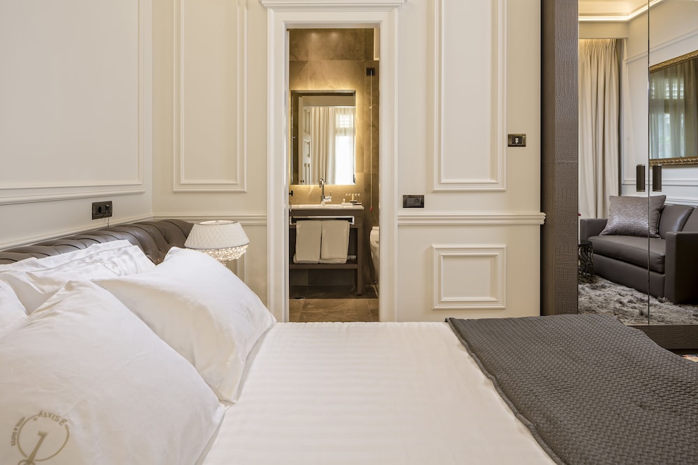 3sixty Hotel Suites 16/50