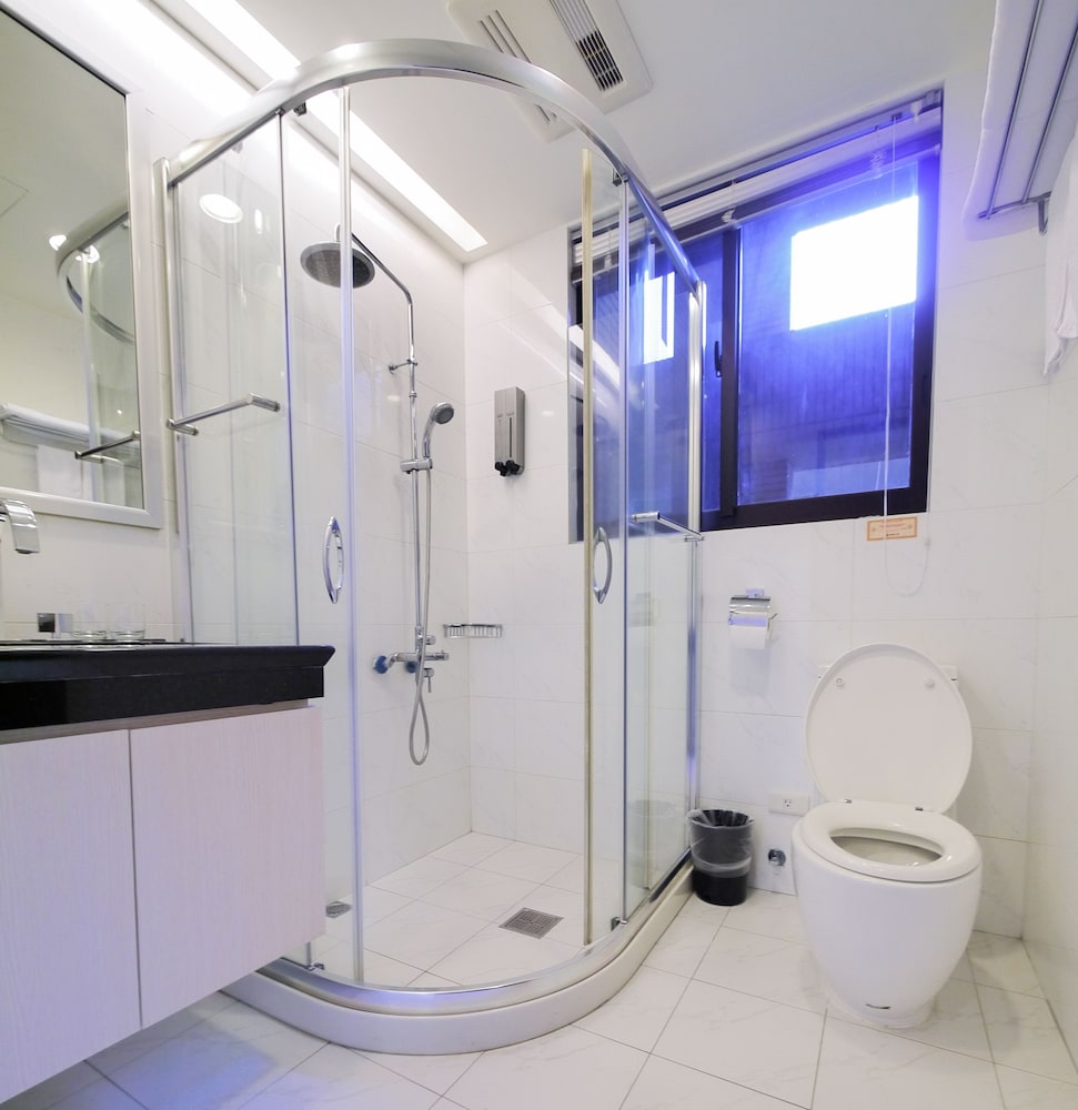 CH Service Apartment 44/48