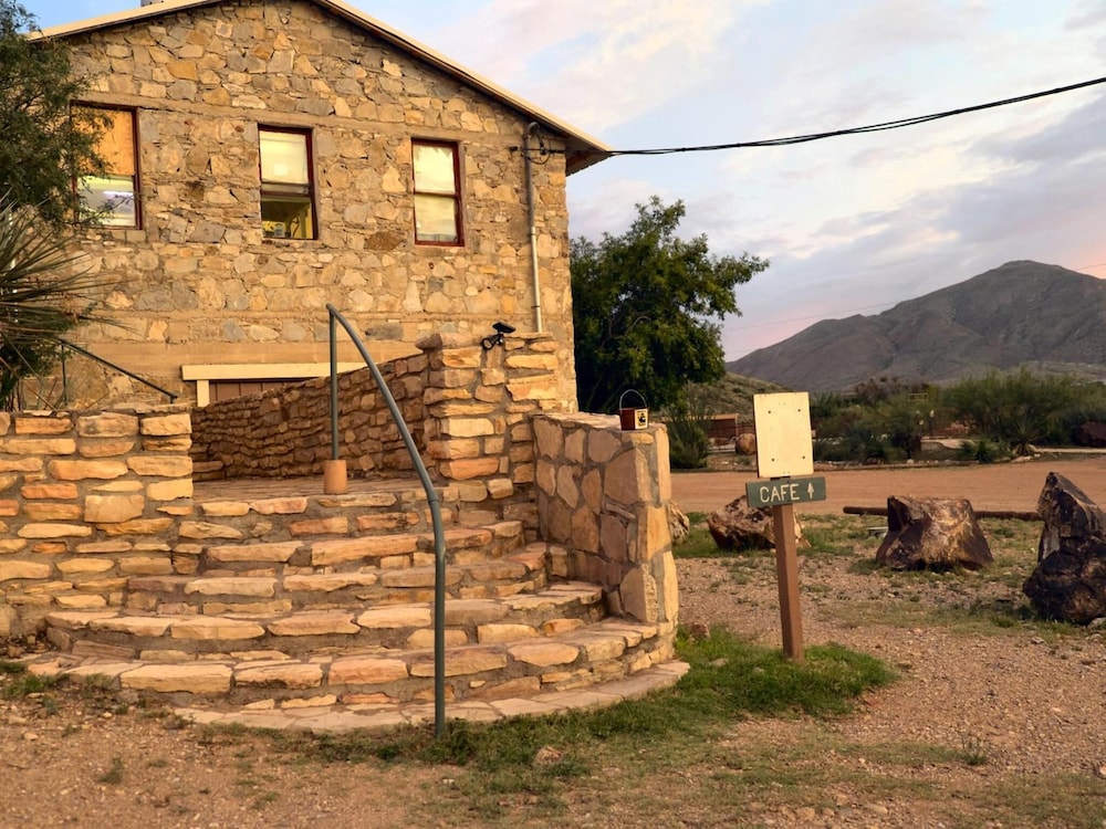 Terlingua Ranch Lodge 14/64