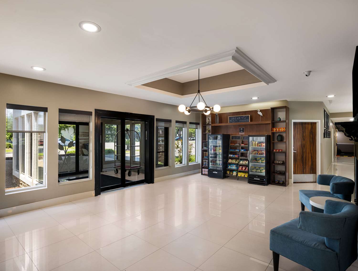 MainStay Suites Savannah Midtown 14/40