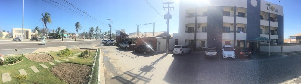 Tropical Praia Hotel 22/25