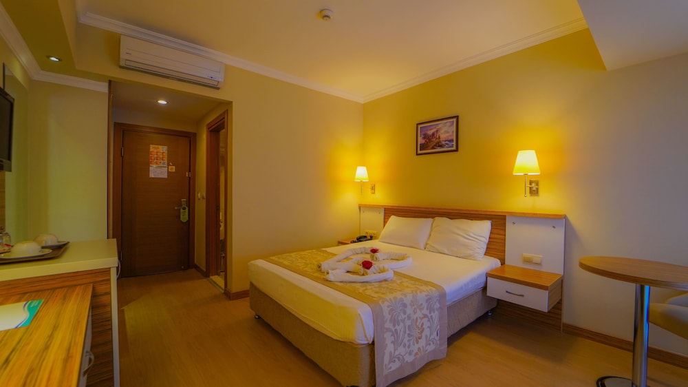 Aes Club Hotel 21/67