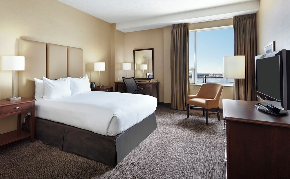 Standard, Queen Bed, Harbour View