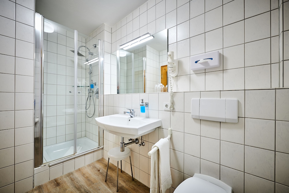 Posthotel Walhalla Regensburg Ost 37/44