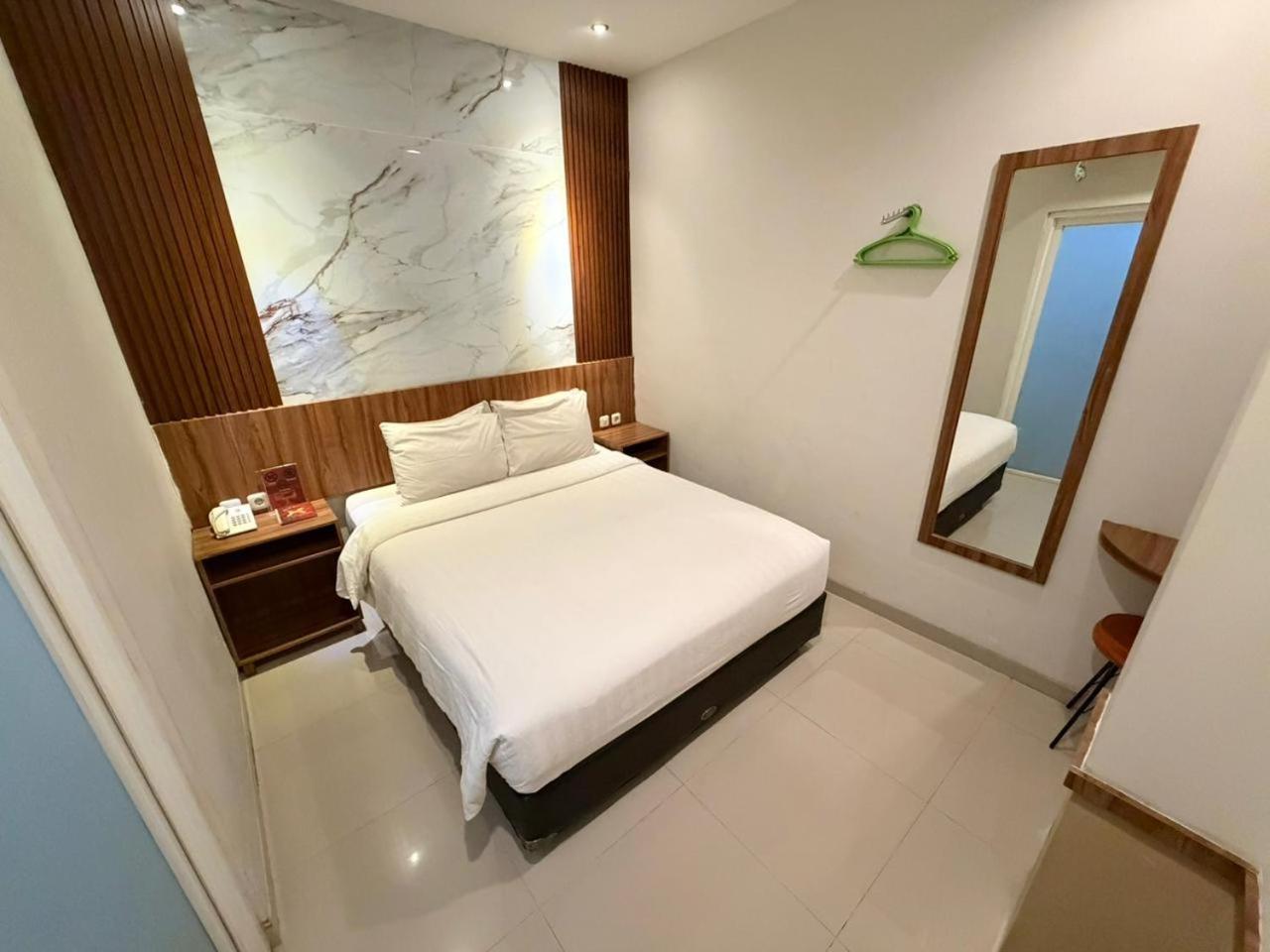 Reddoorz Plus @ Jalan Kaliurang 10/34