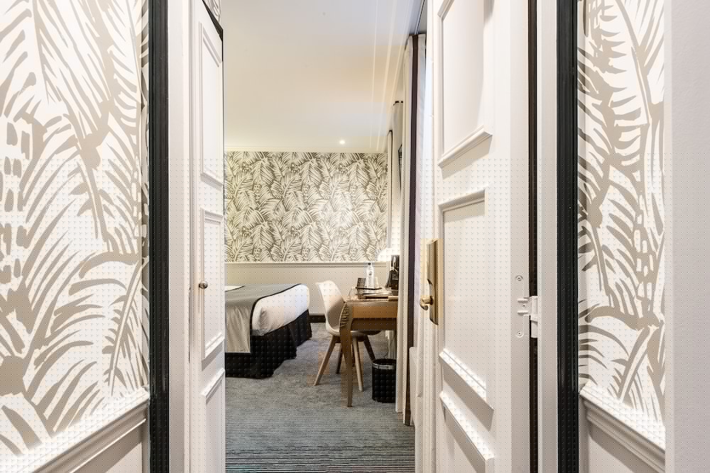 Hotel Jardin Le Brea 32/76