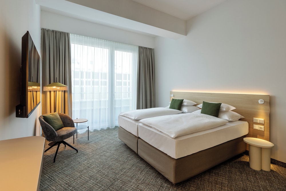 STANDARD, DOUBLE OR TWIN BED