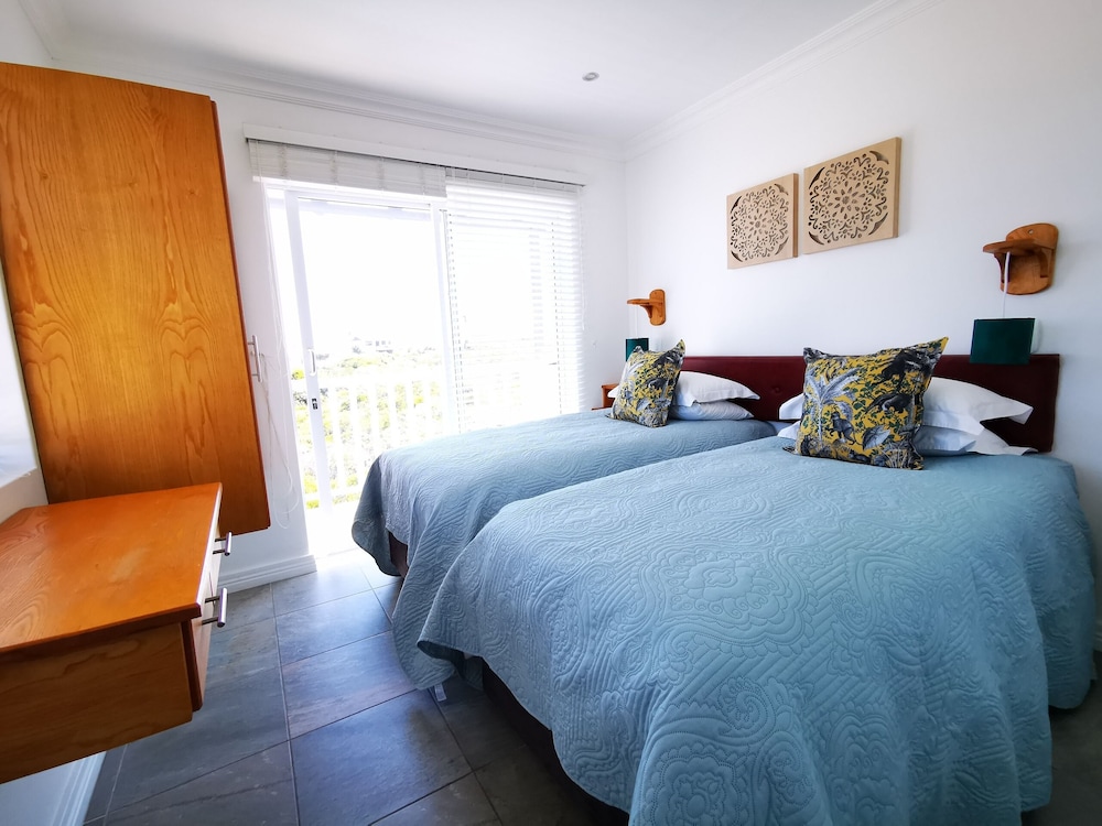 Bellamente Sirene Guesthouse 7/43