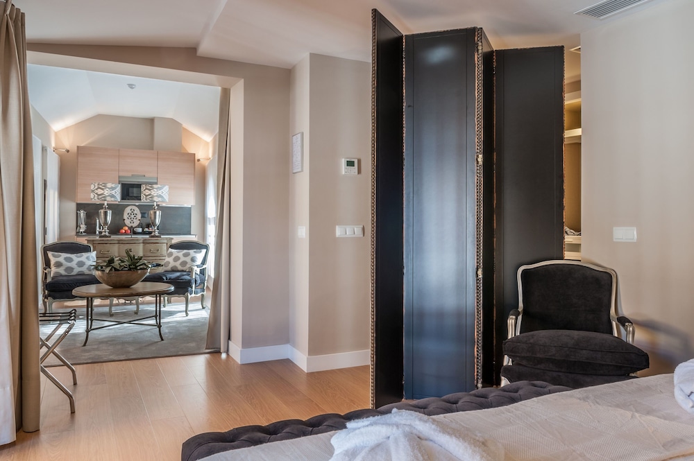 Suites Murillo Segovias 8/82