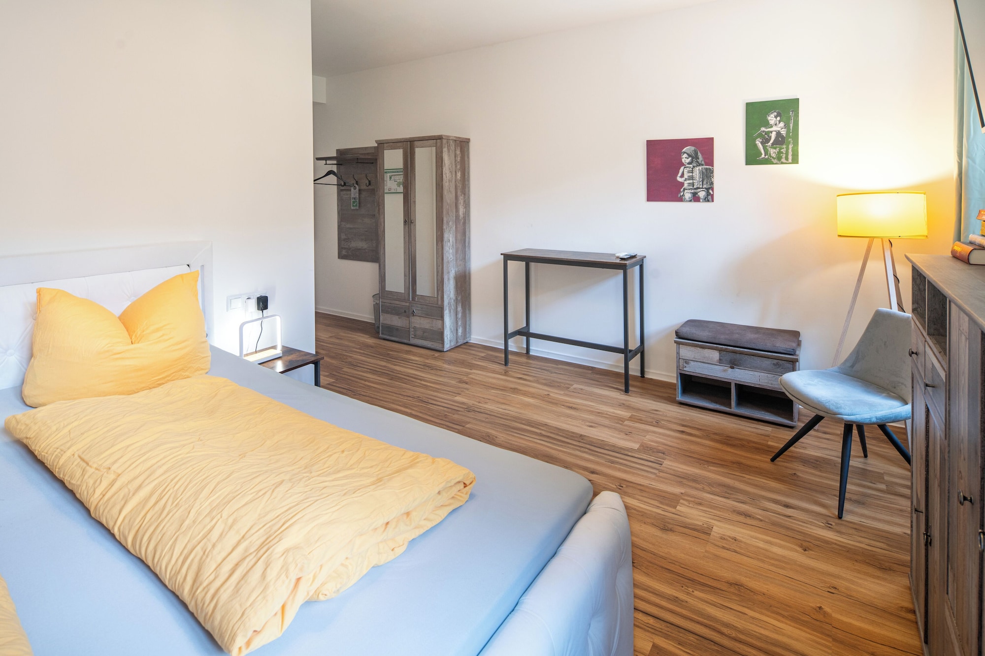 COMFORT, DOUBLE BED