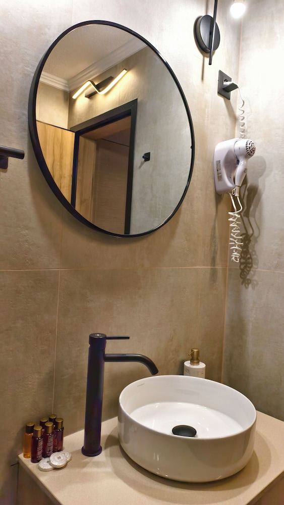 Hotel Elegant Lux 88/90