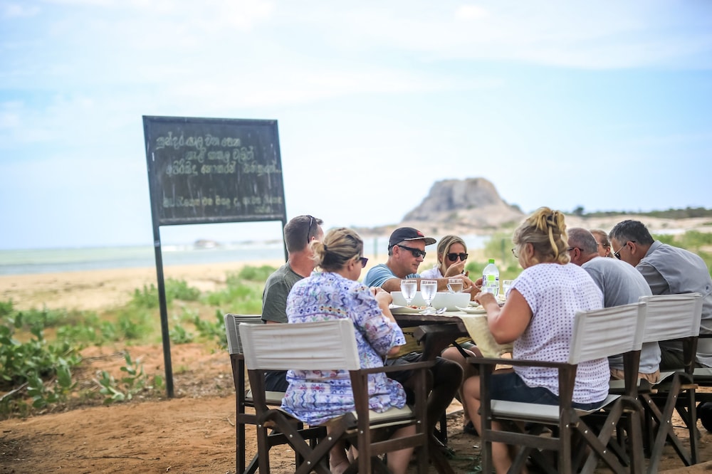 Yala Safari Camping 48/50