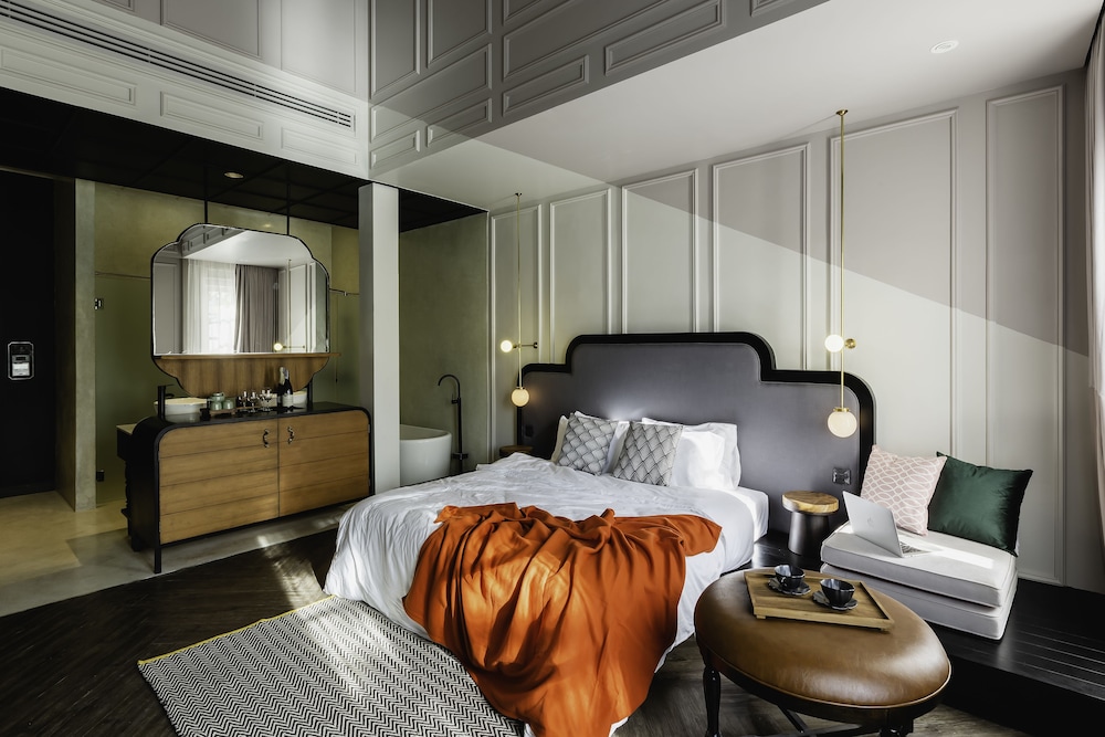 MiLa Hotel Thapae 12/63