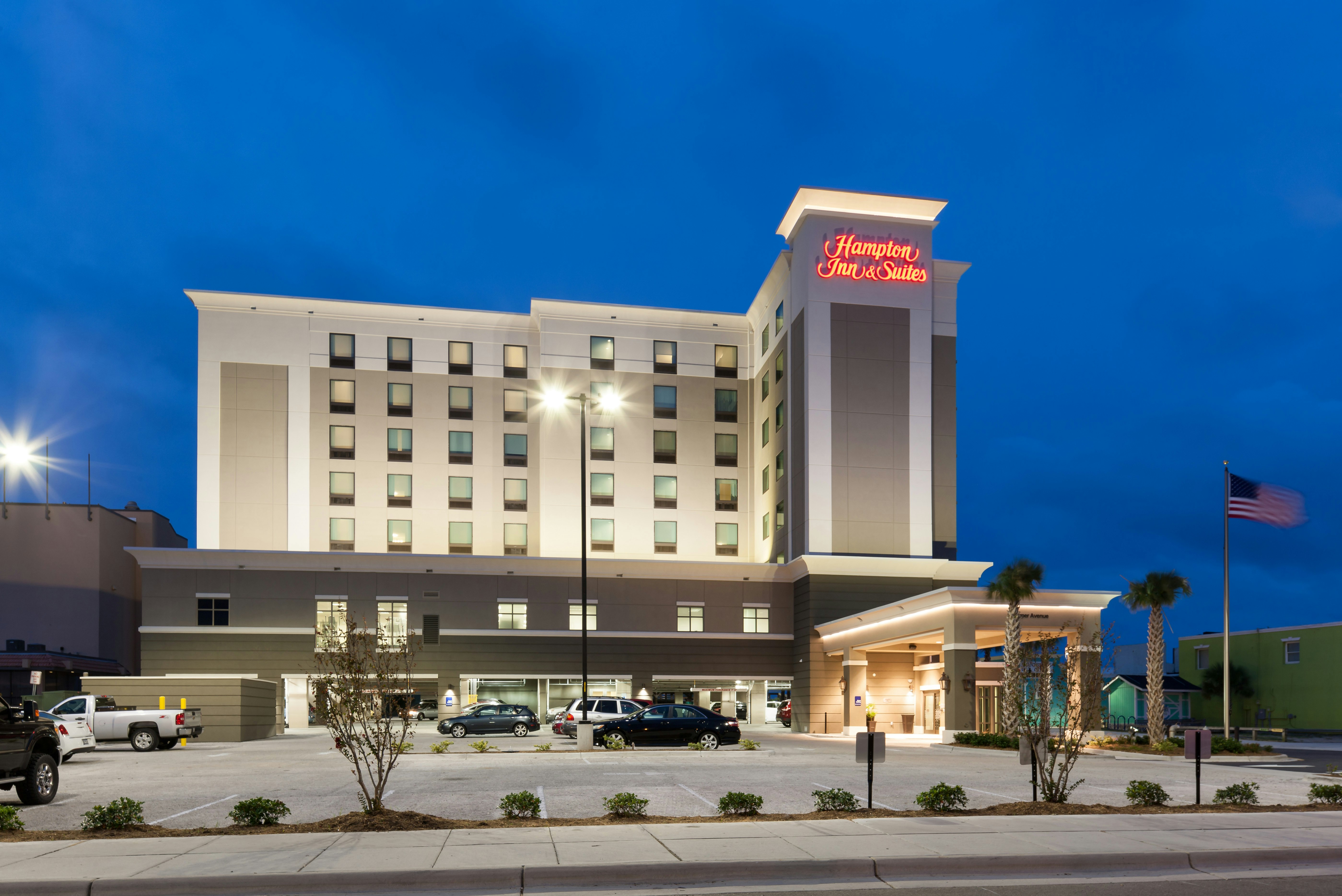 HAMPTON INN AND SUITES CAROLINA BEACH OCEANFRONT in CAROLINA BEACH - NC
