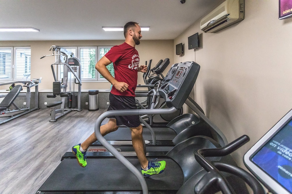 WELLNESS HOTEL STEP 24/50