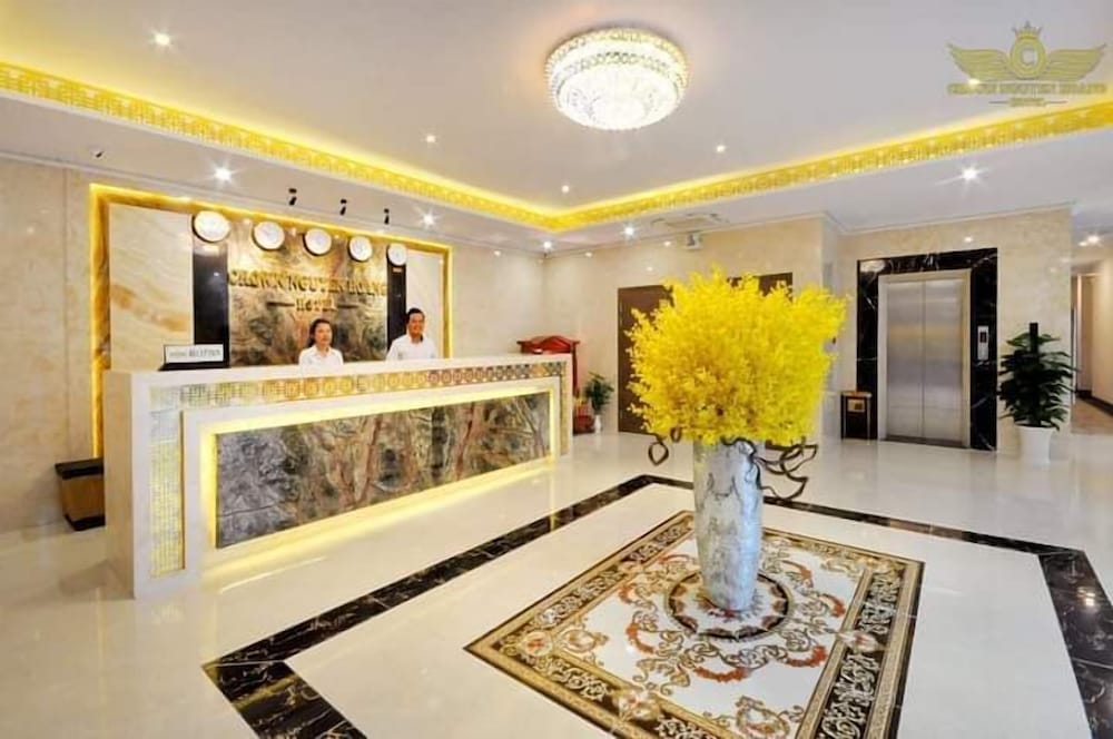 Crown Nguyen Hoang Hotel 8/58