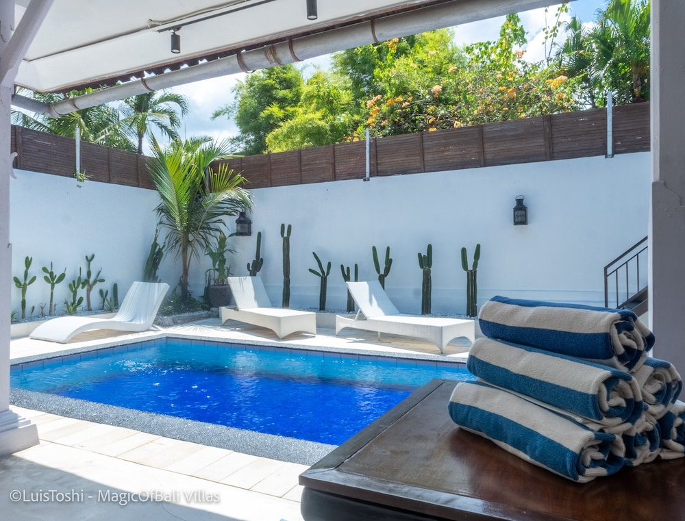Oberoi Luxury Villas 31/50