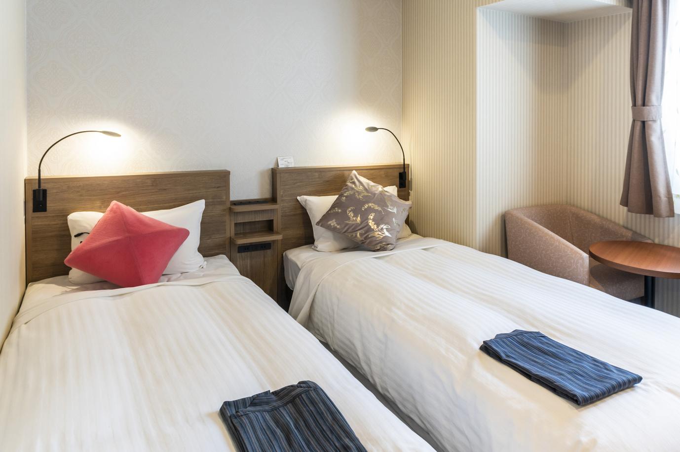 Female Only, Executive, Double Bed