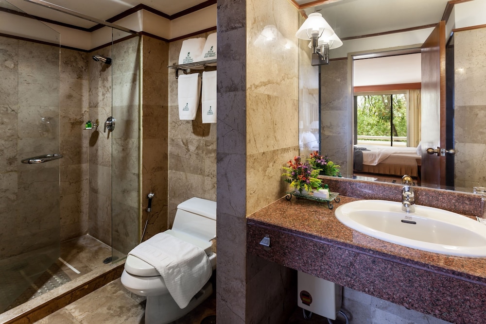 The Royal Chiang Mai Golf Resort 74/75