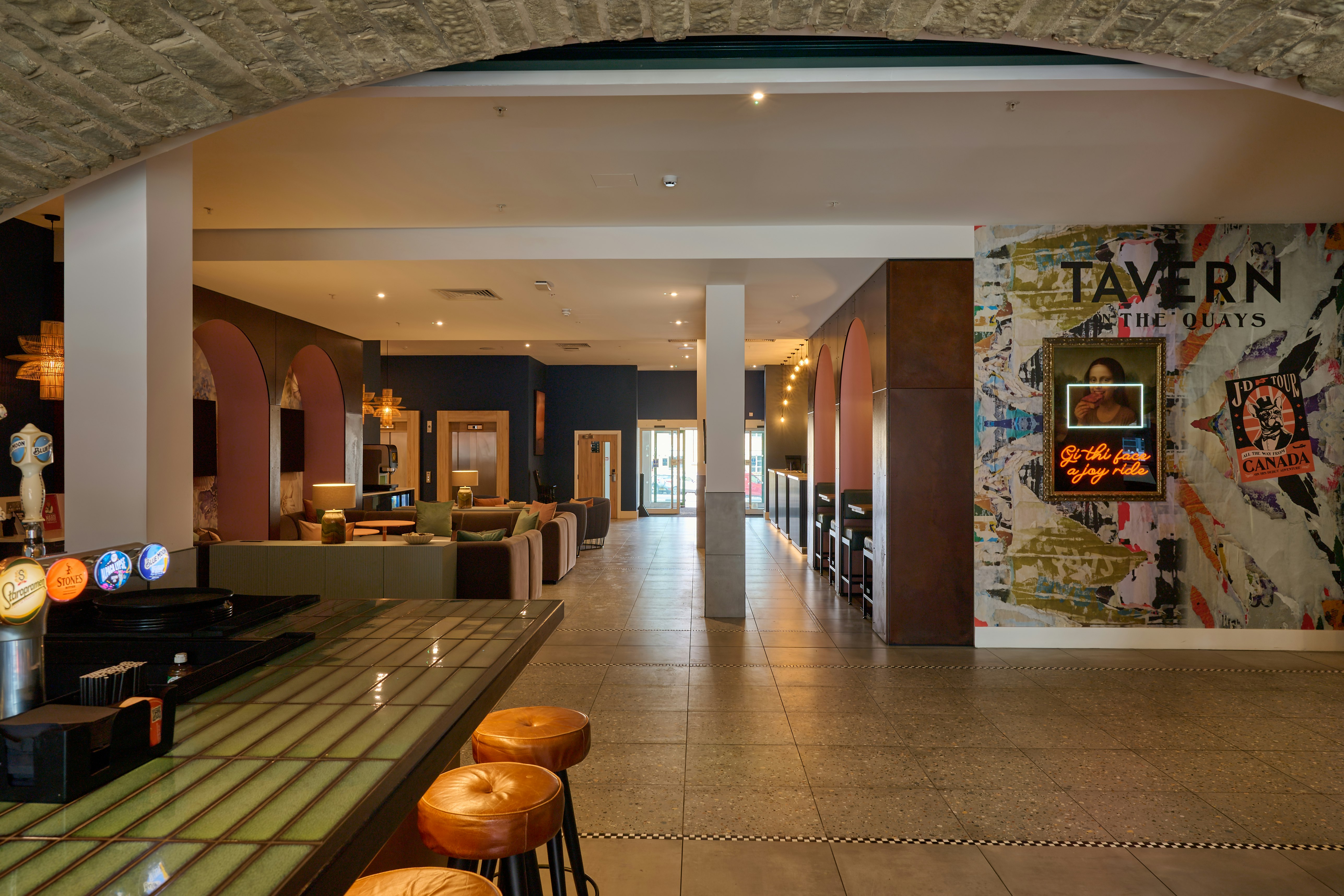 The Quays Hotel Sheffield 10/71