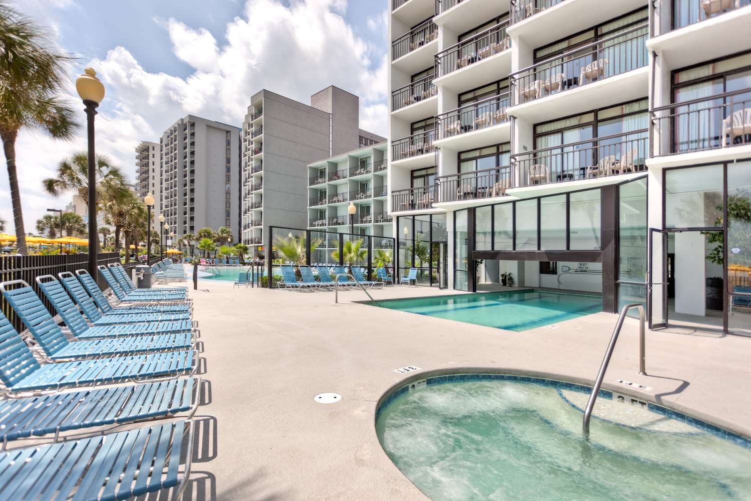Dayton House Resort, BW Signature Collection 37/38