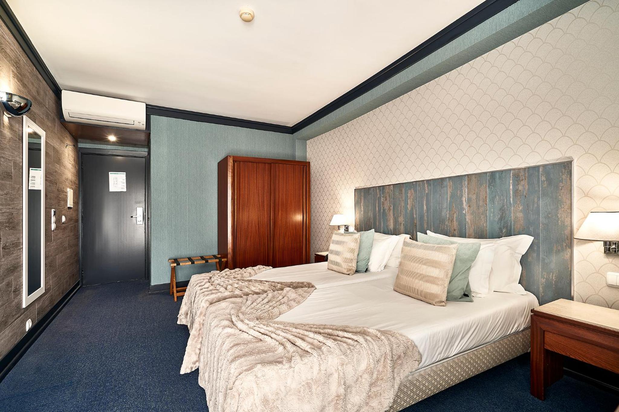 Jose Estevao Hotel 18/55
